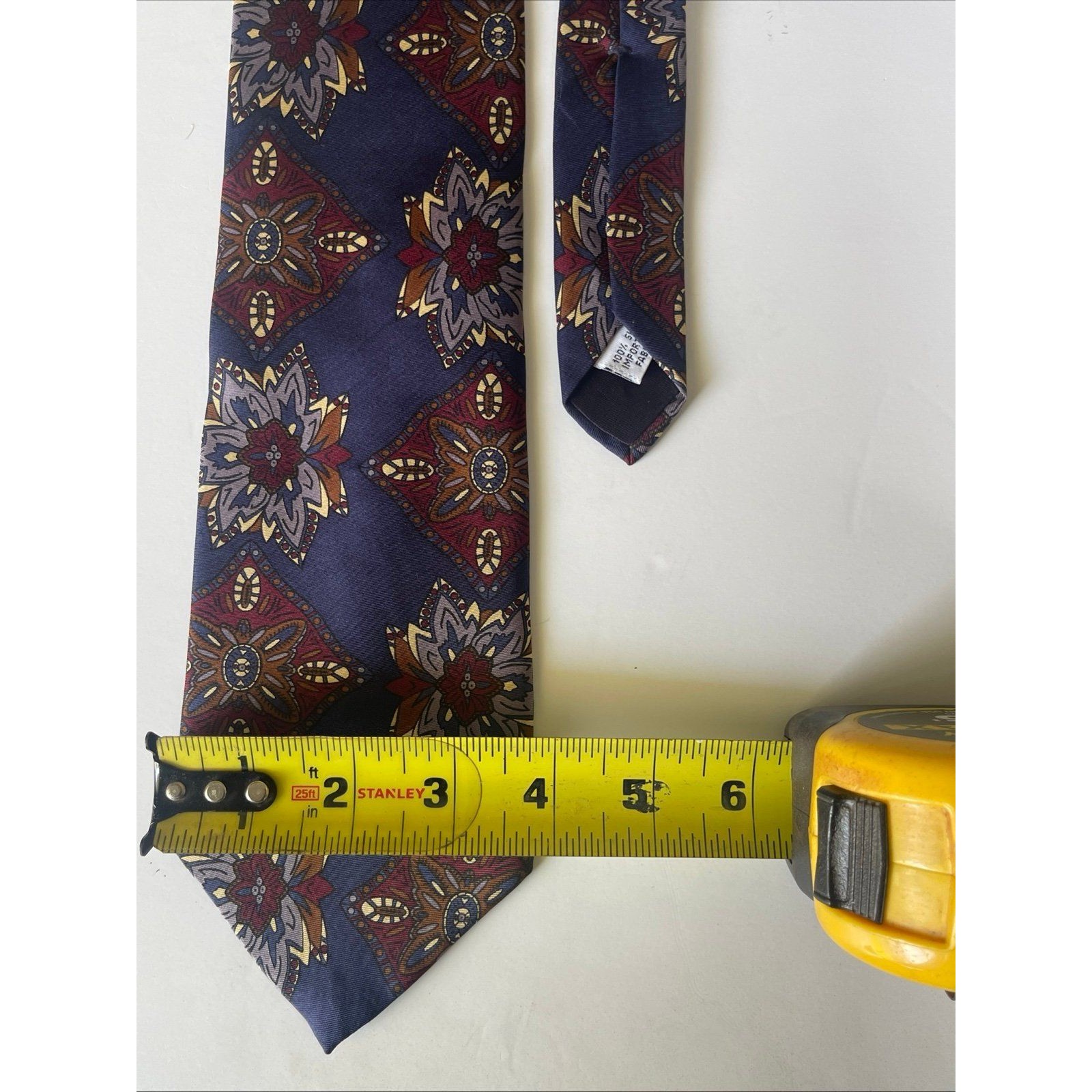 Vintage Gant Men's 100% Silk Tie Paisley Medallion Geometric Navy Maroon Gold Os — image 5 of 6